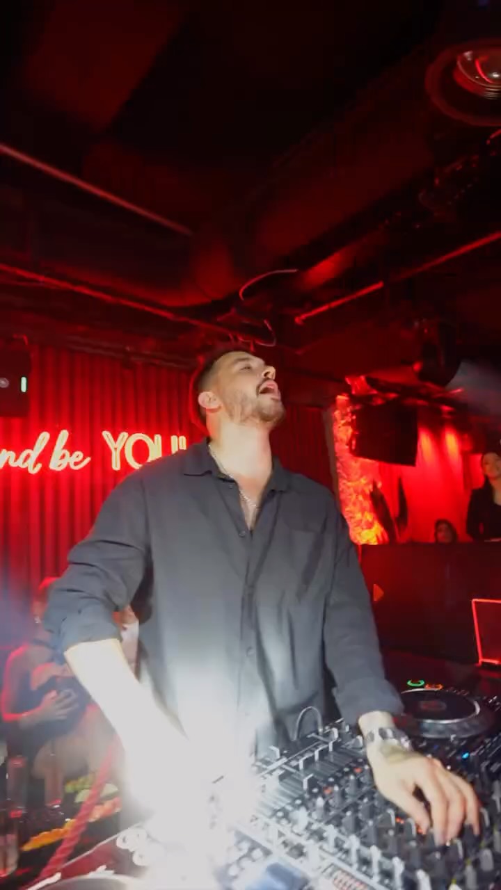 Hikâyeyi yeniden yazıyoruz — You İstanbul